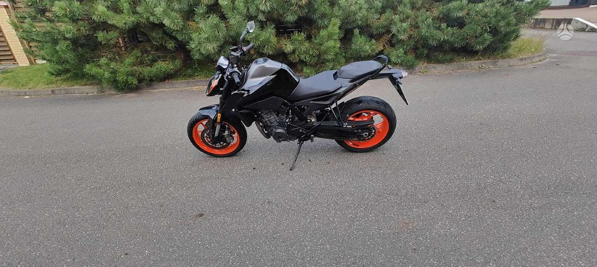 KTM Duke 790cc, street / classic