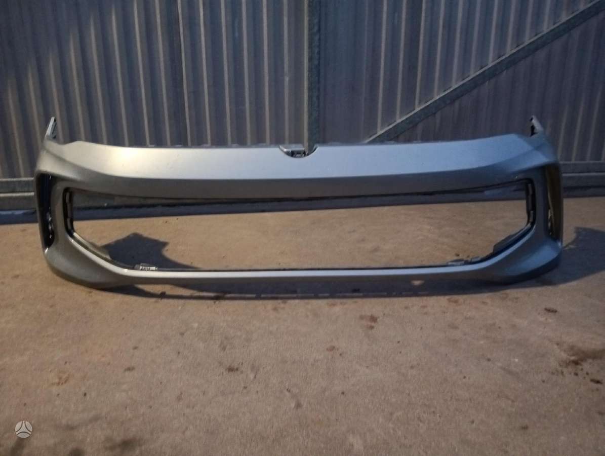 Volkswagen Tiguan bumpers, lights