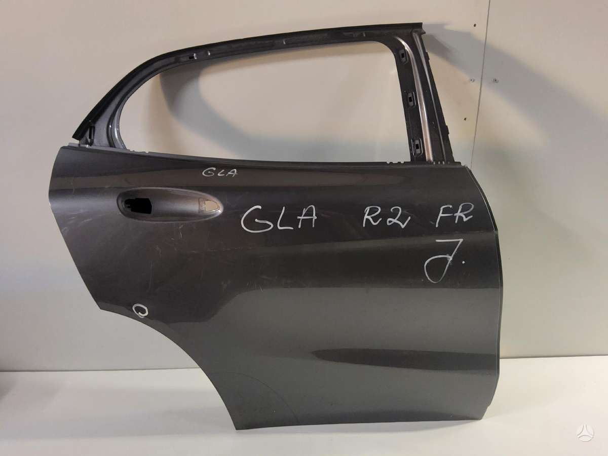 Mercedes-Benz GLA klasė