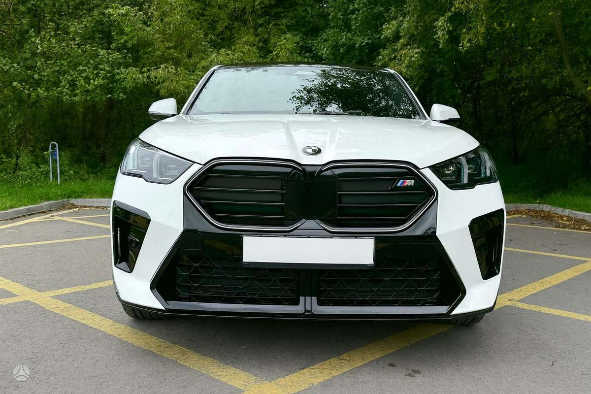BMW X2, 2.0 l., Минивэн