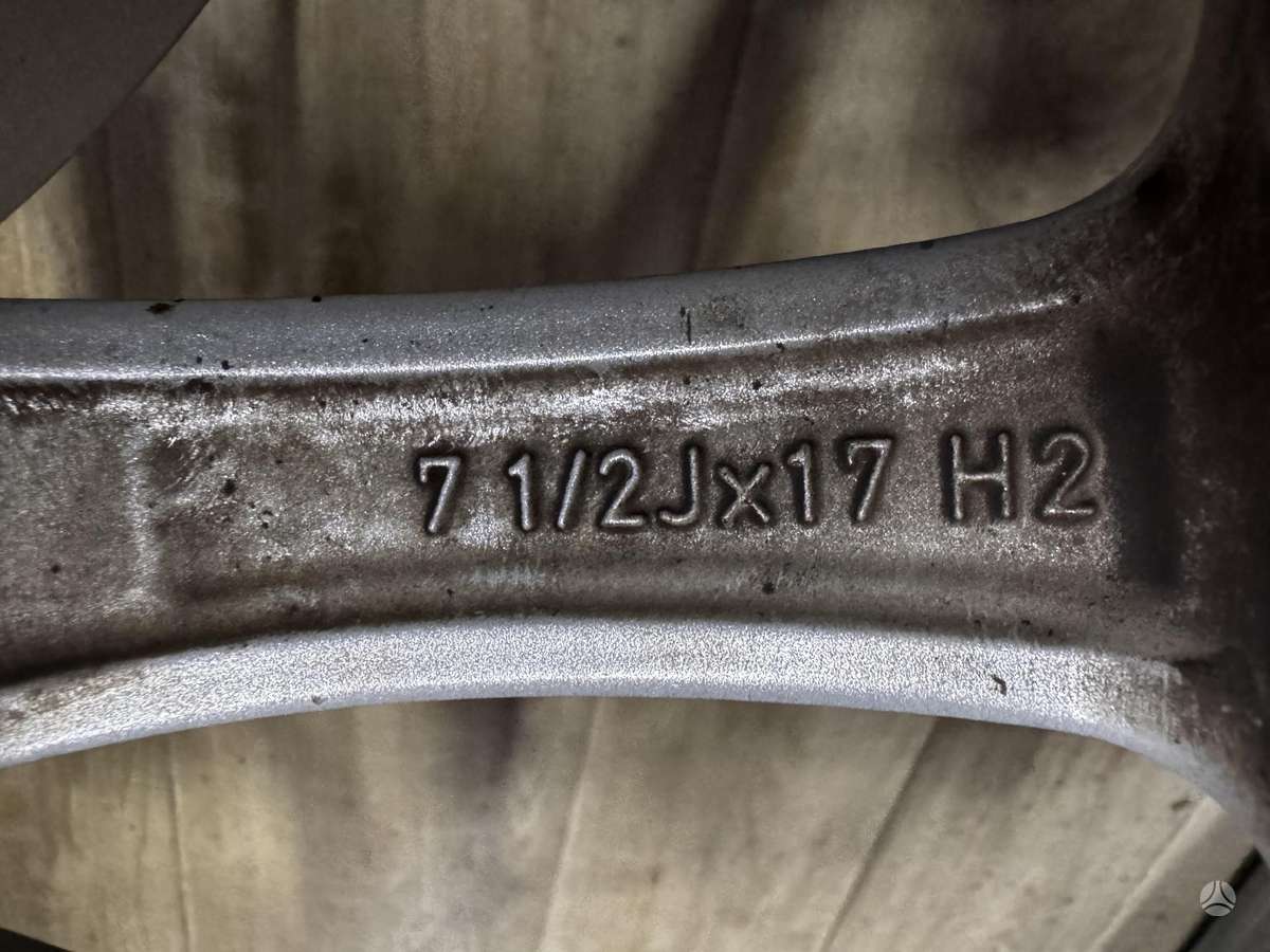 Audi A6 A5, lengvojo lydinio, R17