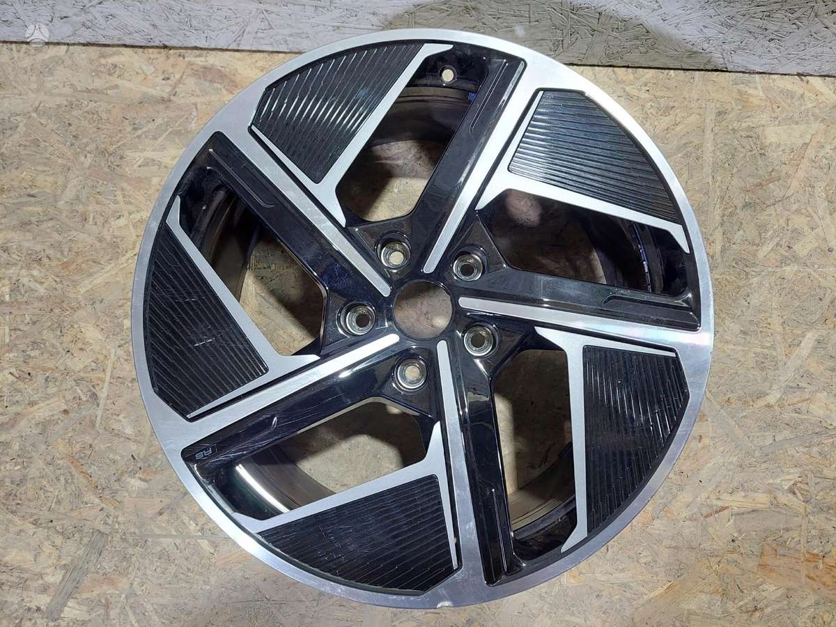 Audi e-tron GT, 4J3601025, Cen18734