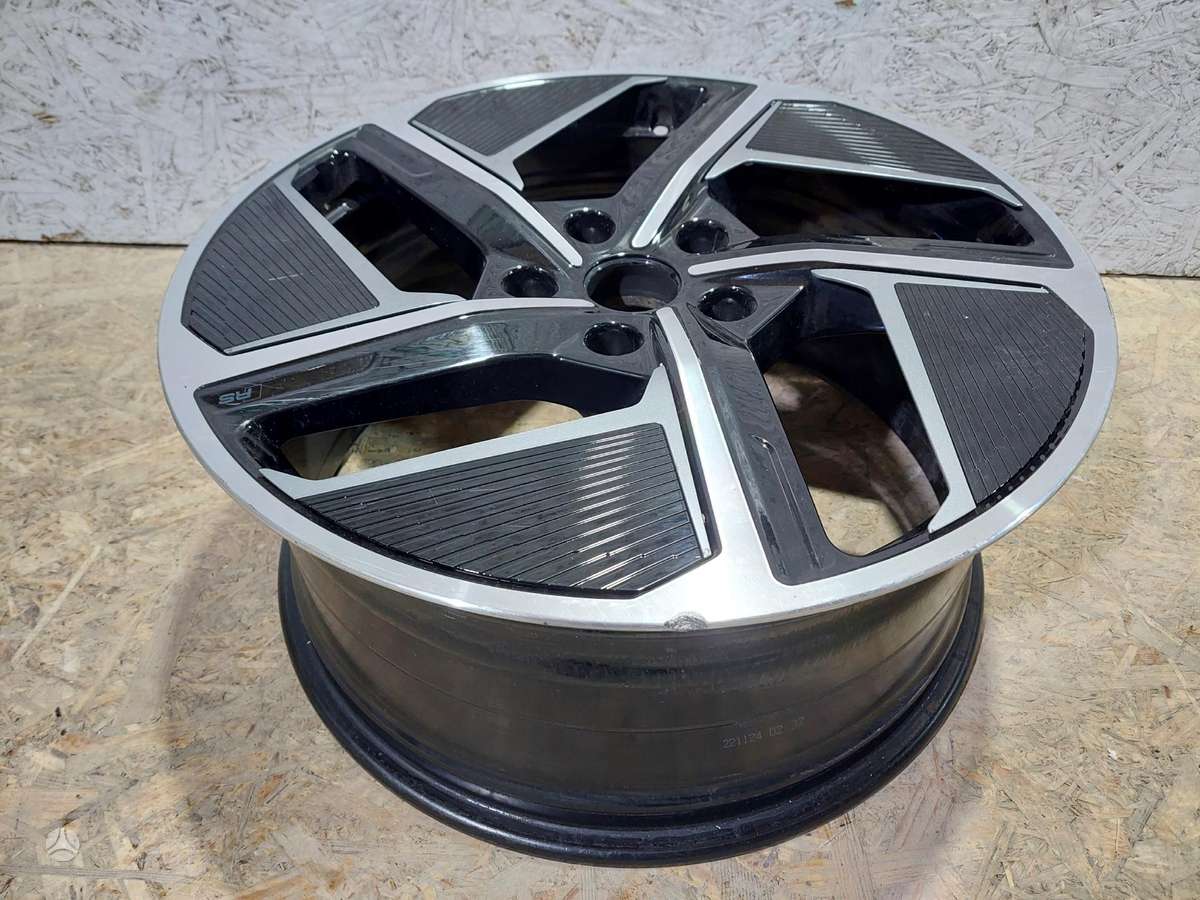 Audi e-tron GT, 4J3601025, Cen18734