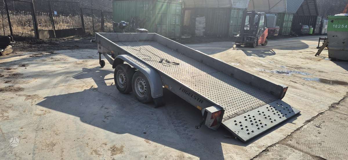 Brenderup YA2500 su gervė, auto transporter