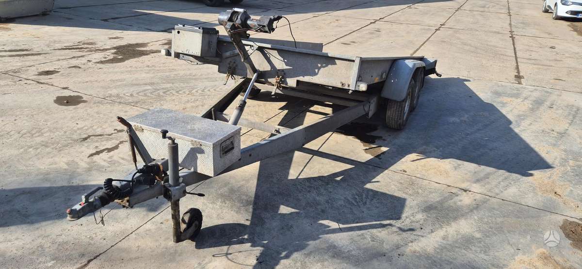 Brenderup YA2500 su gervė, auto transporter