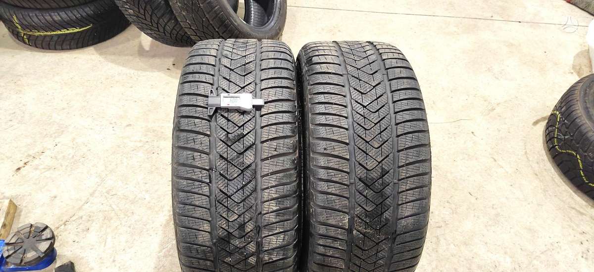 Pirelli Soto Zero 3, winter 235/35 R19