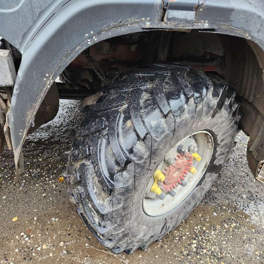 Scania R420 4x4 + hydro, single sleeper