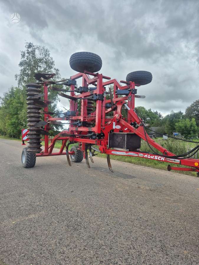 Horsch TERRANO 5 FX, scrapers, scrubbers