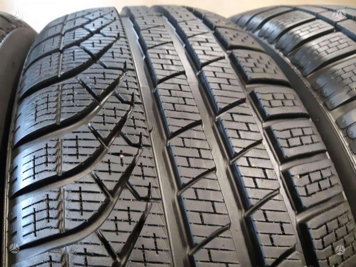 Pirelli 2024m PZero Winter 95%, зимние 245/45 R20