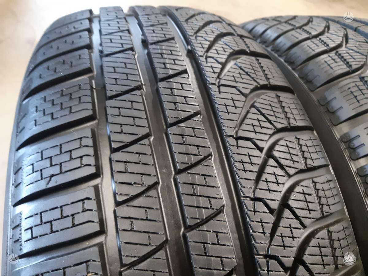 Pirelli 2024m PZero Winter 95%, зимние 245/45 R20