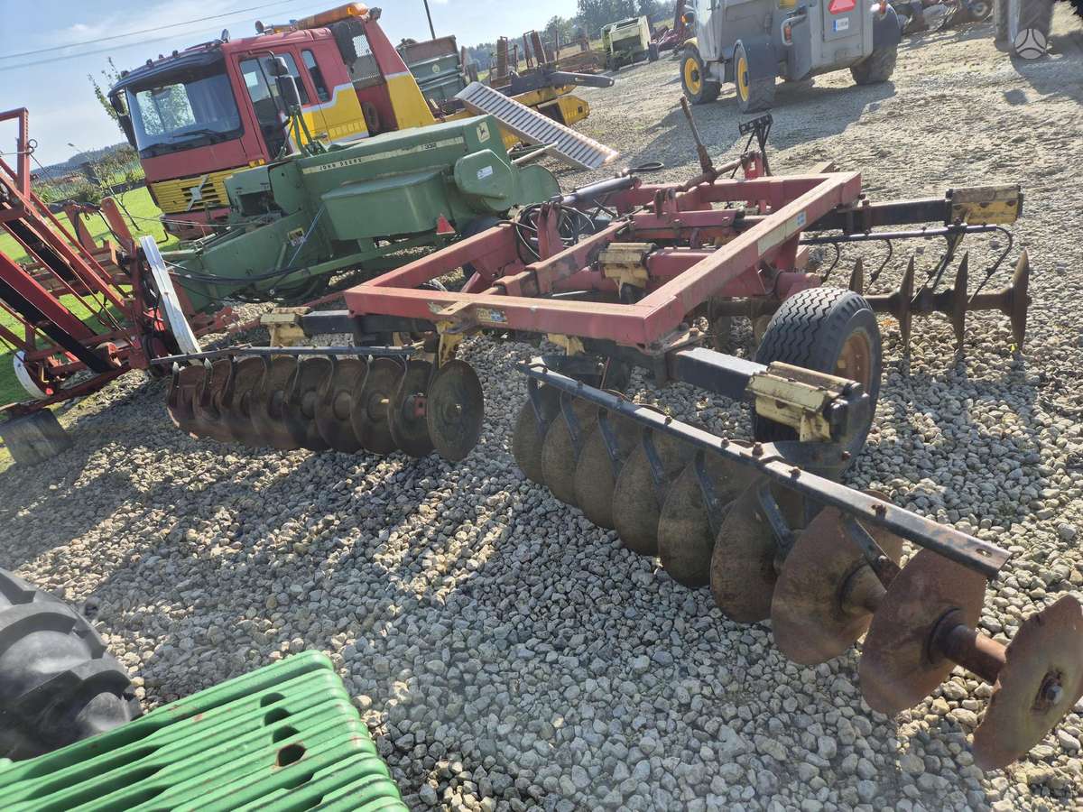 Vaderstad XT 3.80metro, scrapers, scrubbers