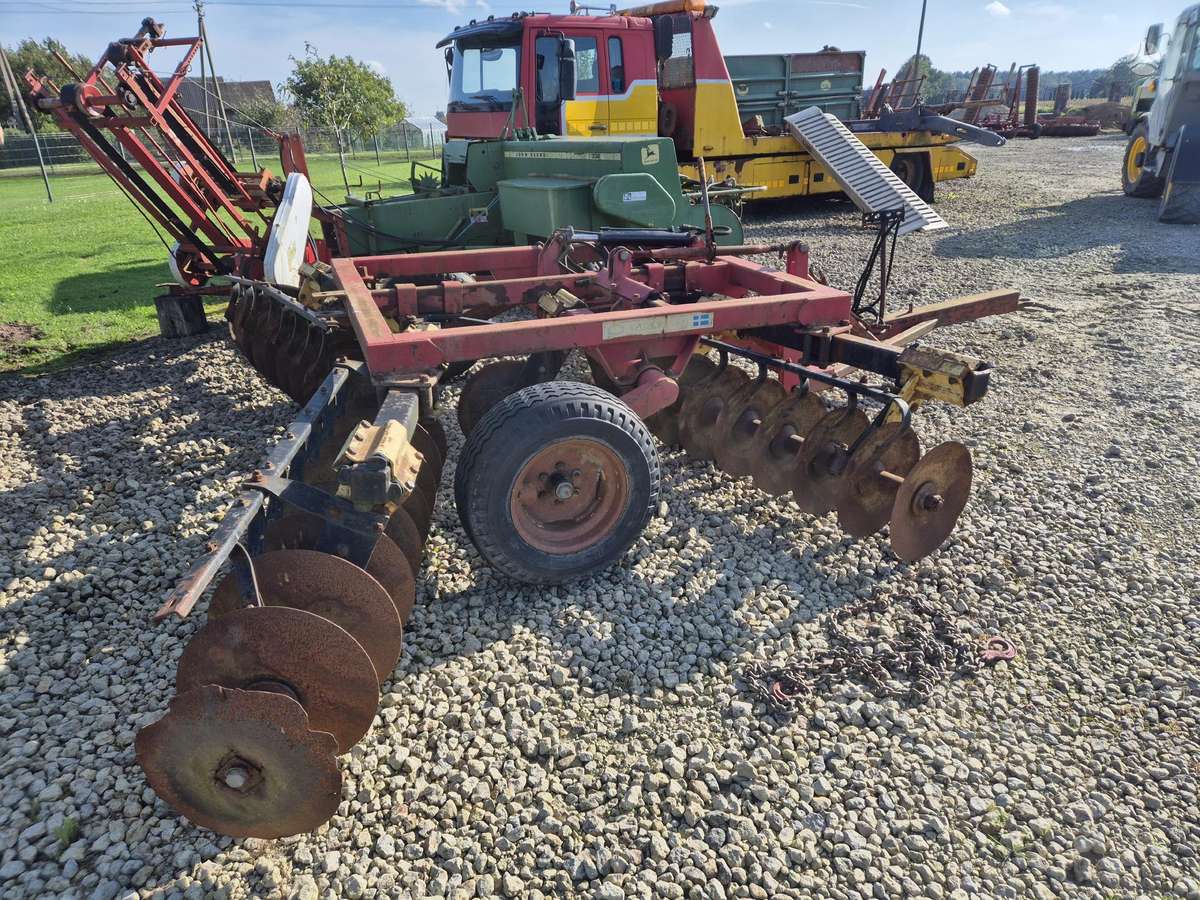 Vaderstad XT 3.80metro, скребки, скрубберы