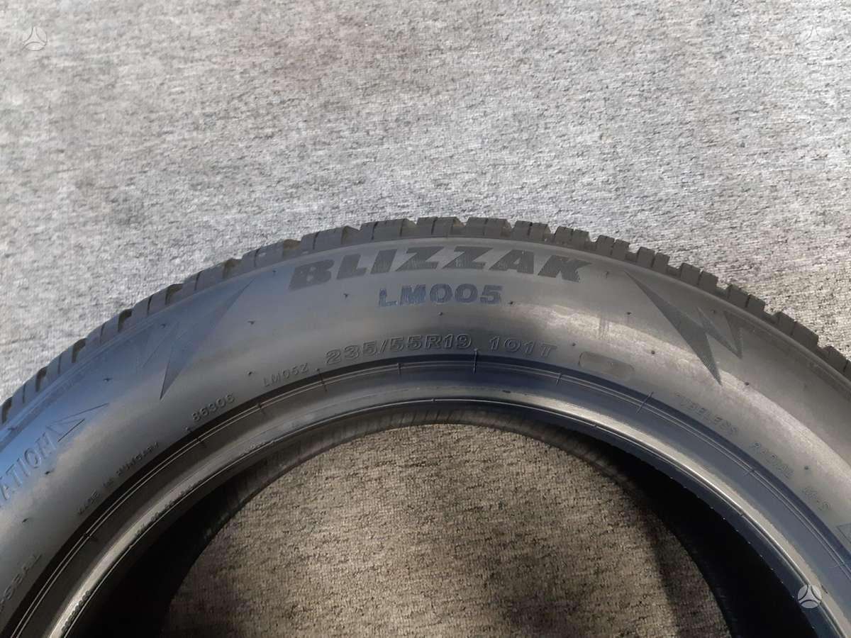 Bridgestone 2023m 95% Blizzak LM005, всесезонные 235/55 R19