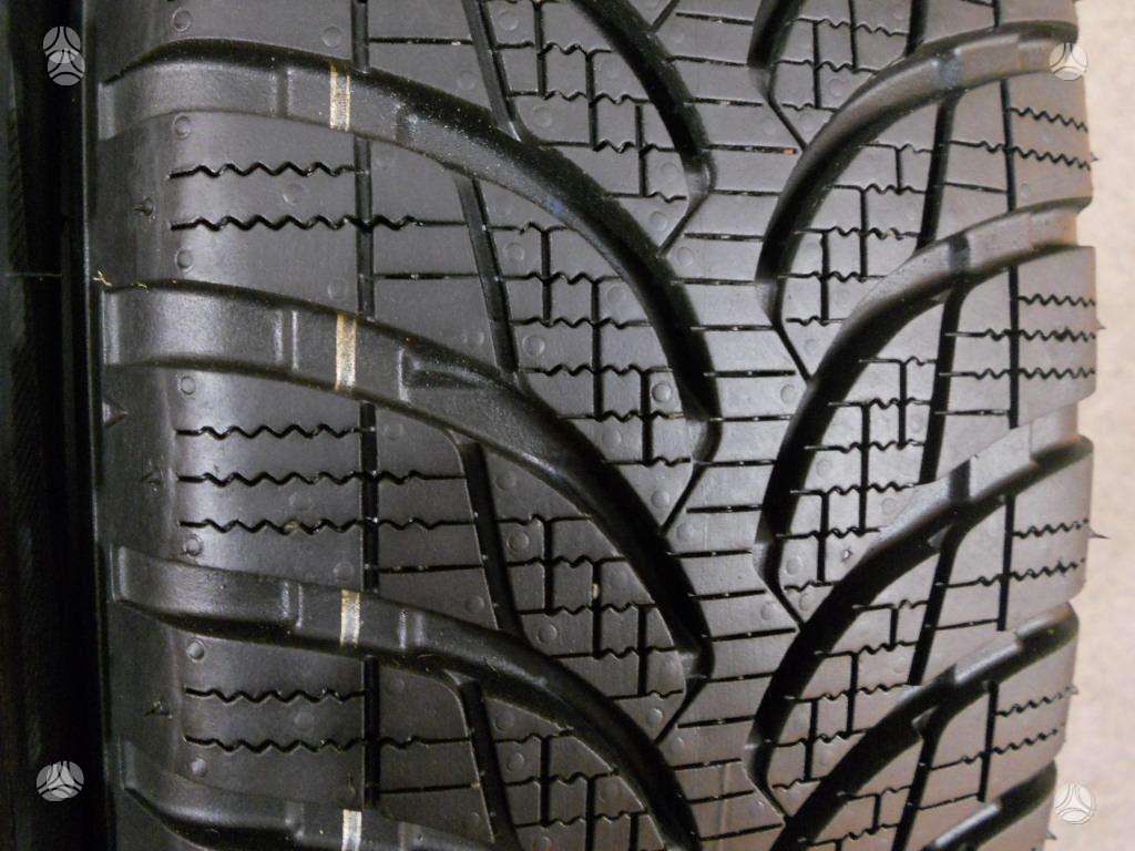 Bridgestone 85% Blizzak LM005, universalios 155/70 R19