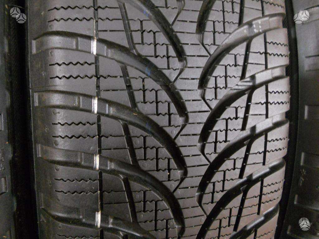 Bridgestone 85% Blizzak LM005, universalios 155/70 R19