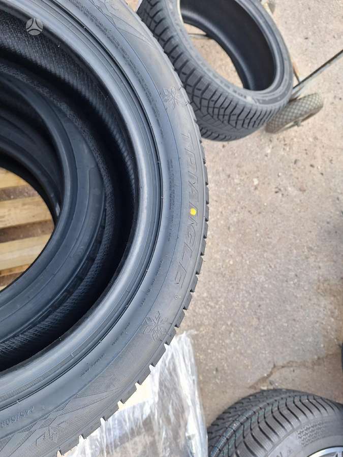 Triangle, зимние 245/50 R18