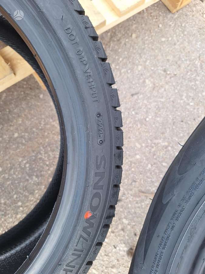 Triangle, ziemas 225/40 R18