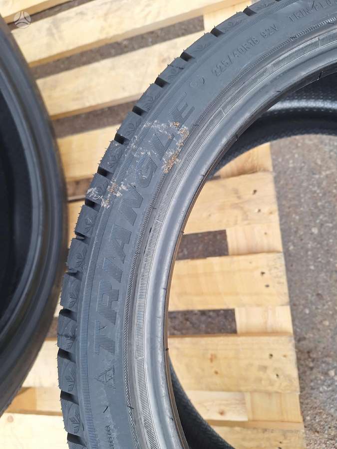 Triangle, ziemas 225/40 R18