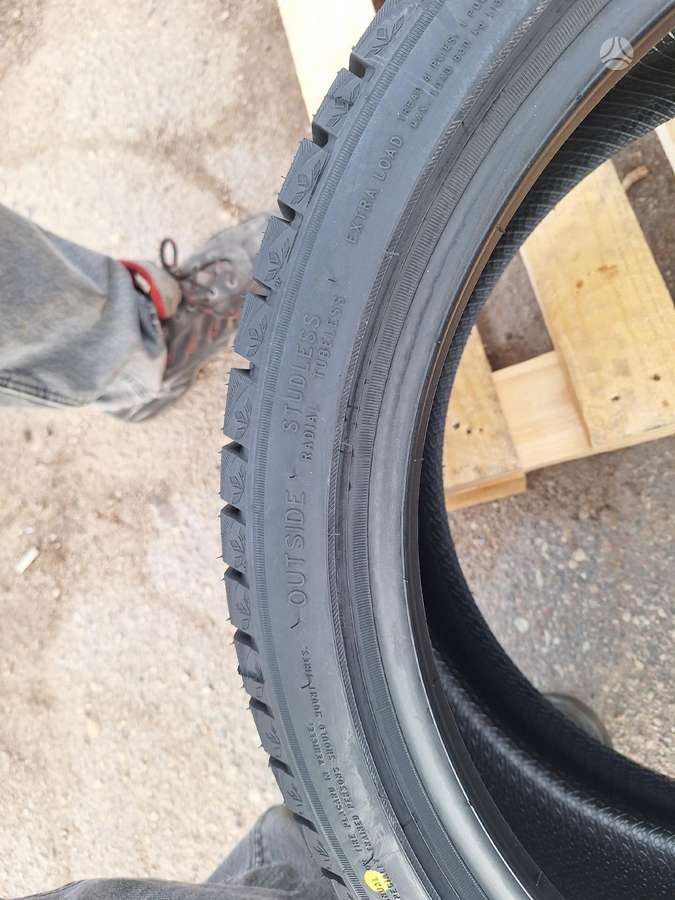 Triangle, winter 225/40 R18