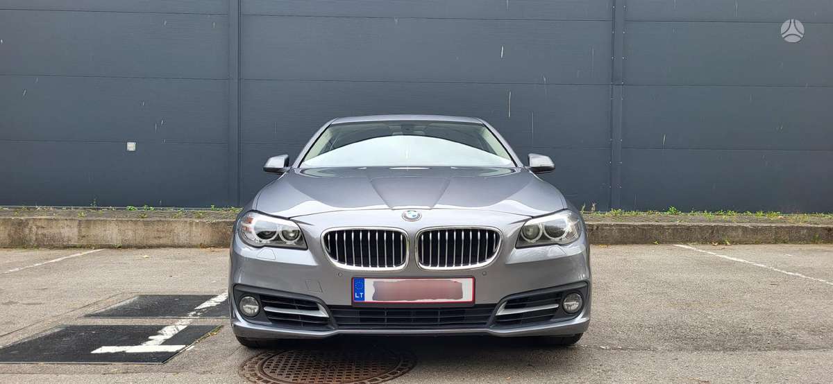 BMW 528, 2.0 l., Седан