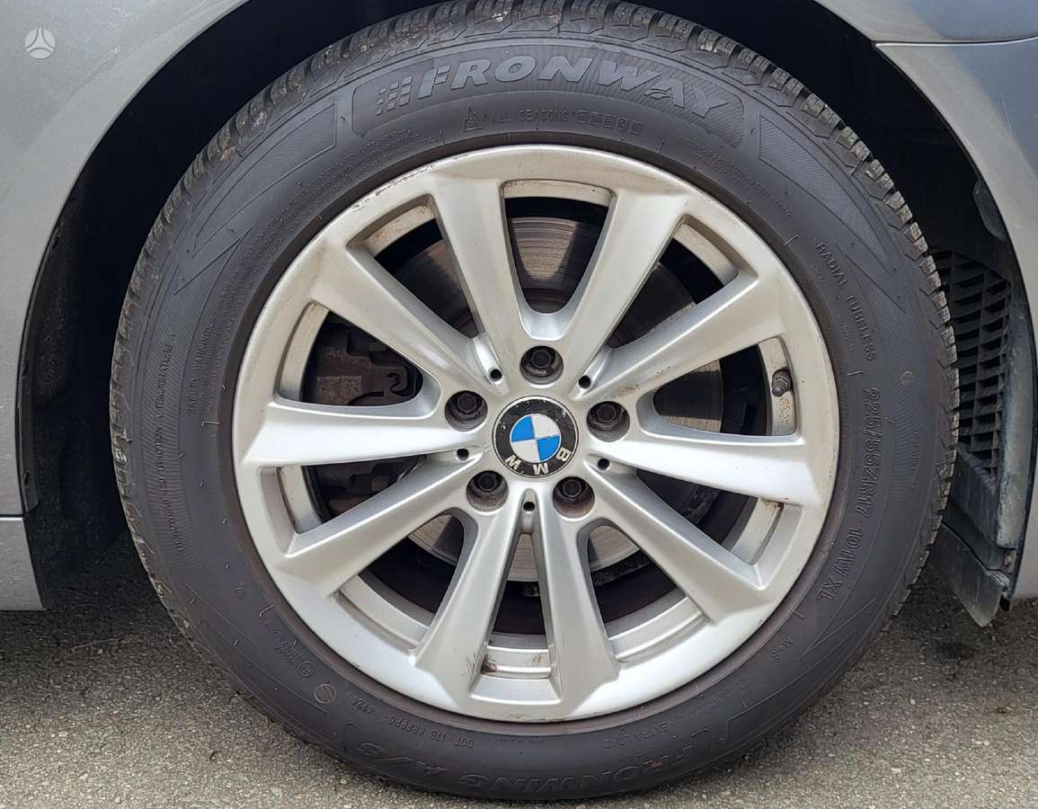 BMW 528, 2.0 l., Седан