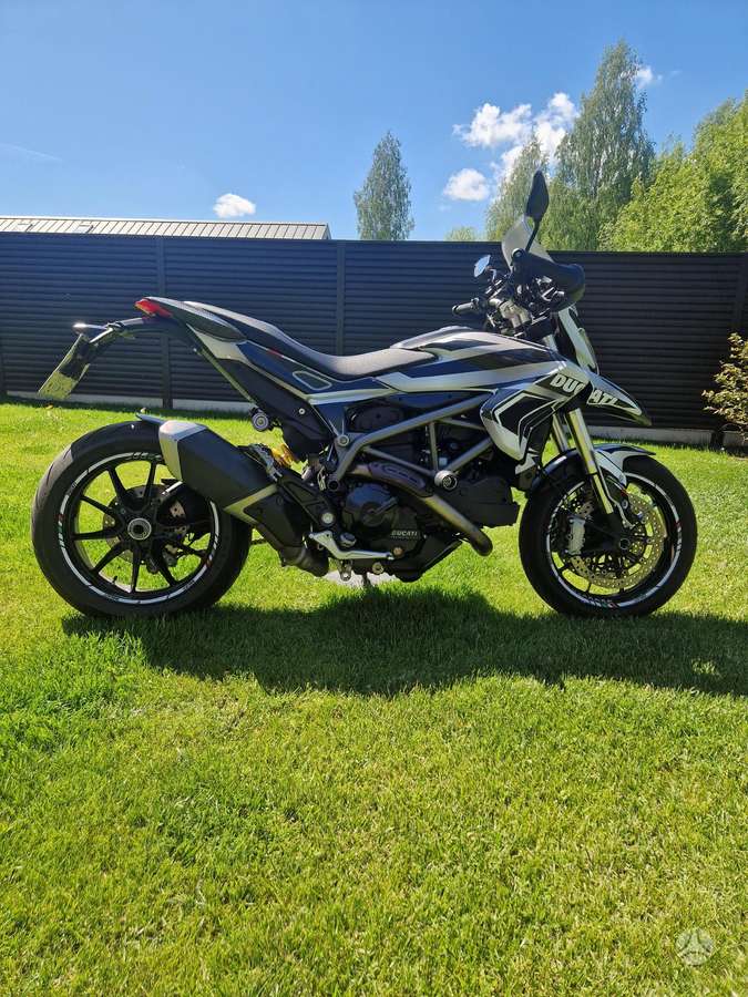 Ducati Hypermotard 800cc, supermoto