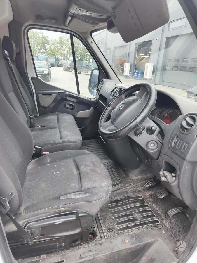 Opel Movano