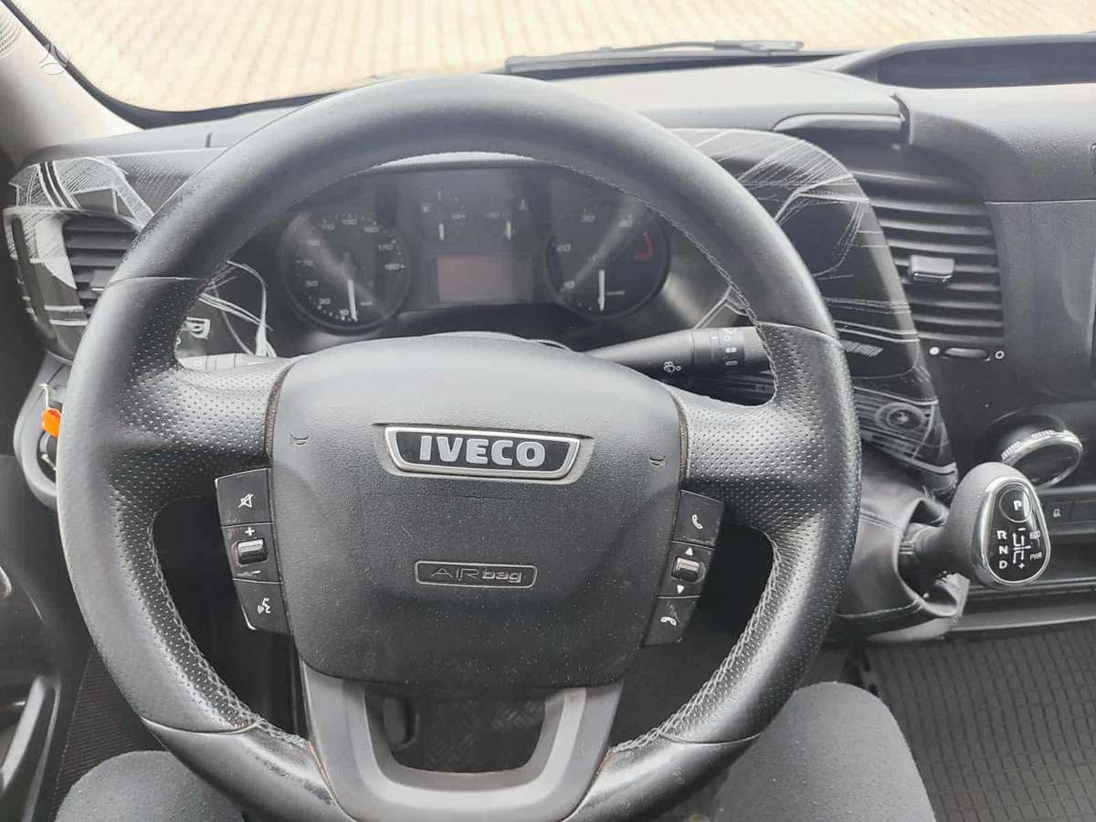 Iveco Daily, F1AGL411G