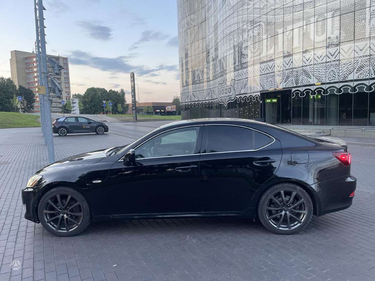 Lexus IS 250, 2.5 l., Седан