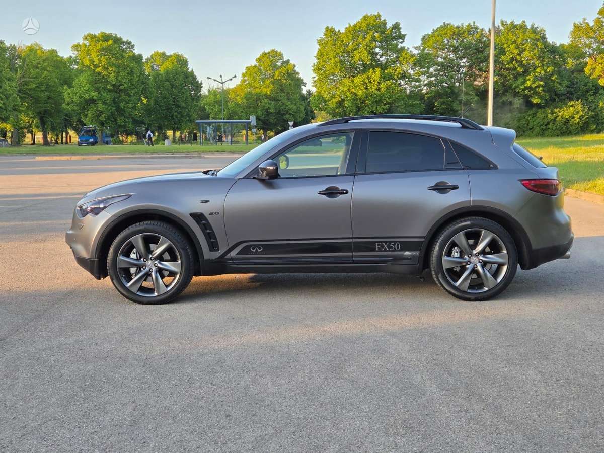Infiniti FX50 Fx30 fx35 fx50 qx70