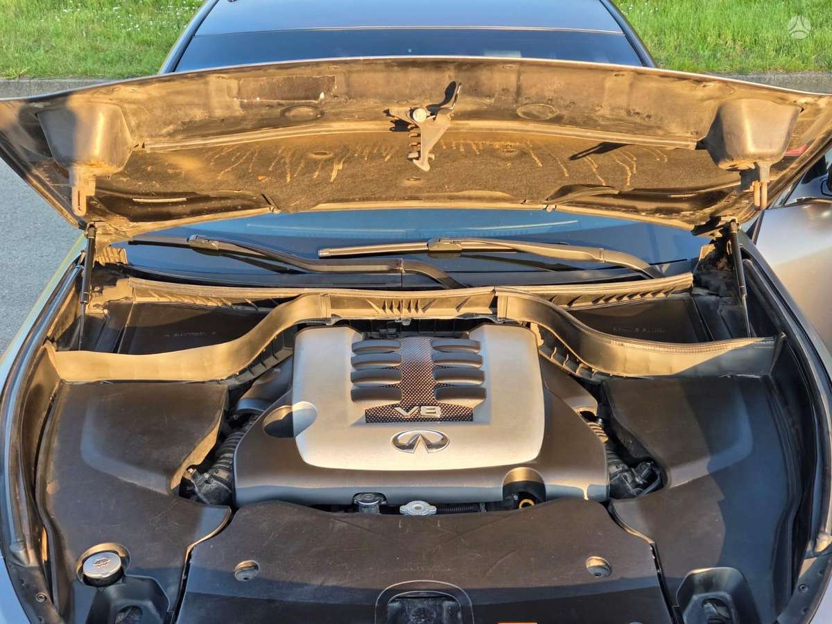 Infiniti FX50 Fx30 fx35 fx50 qx70