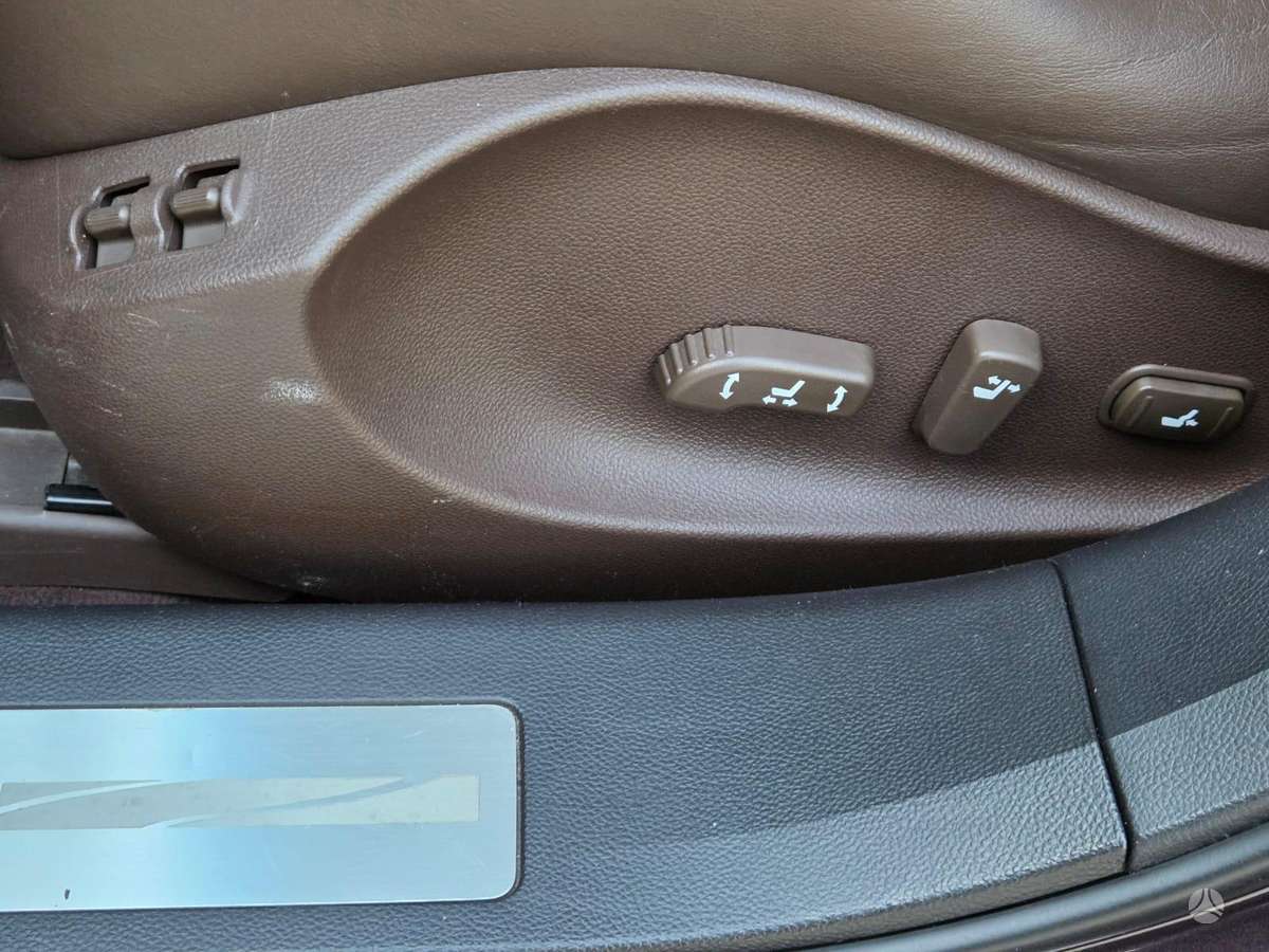 Infiniti FX50 Fx30 fx35 fx50 qx70