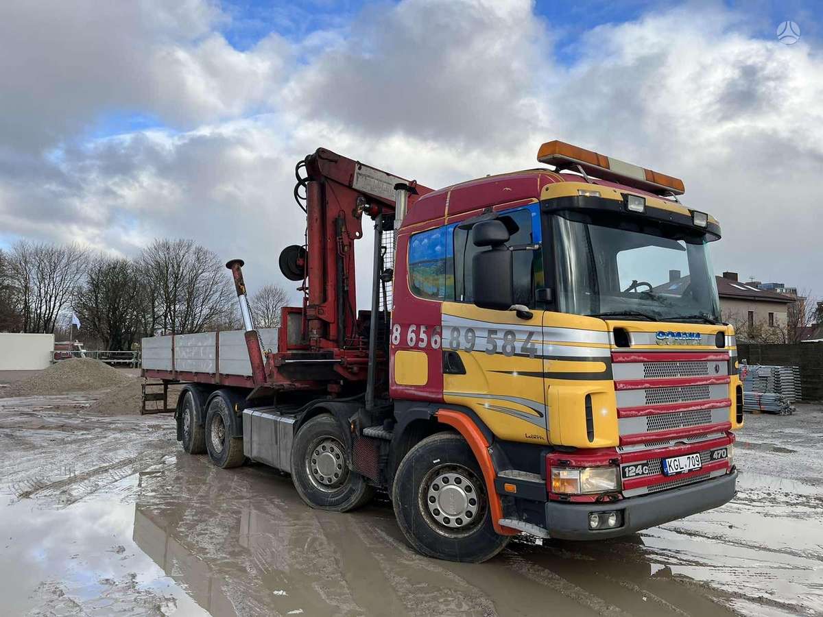 Scania R 124 GB, su kranu