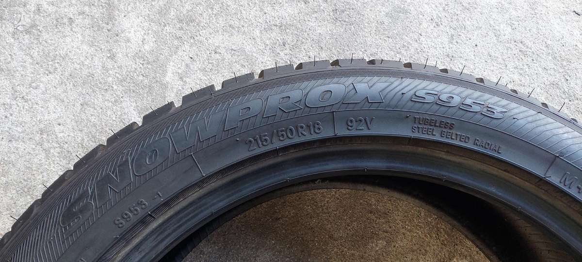 Toyo, winter 215/50 R18