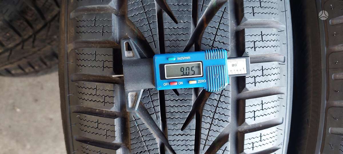 Toyo, winter 215/50 R18