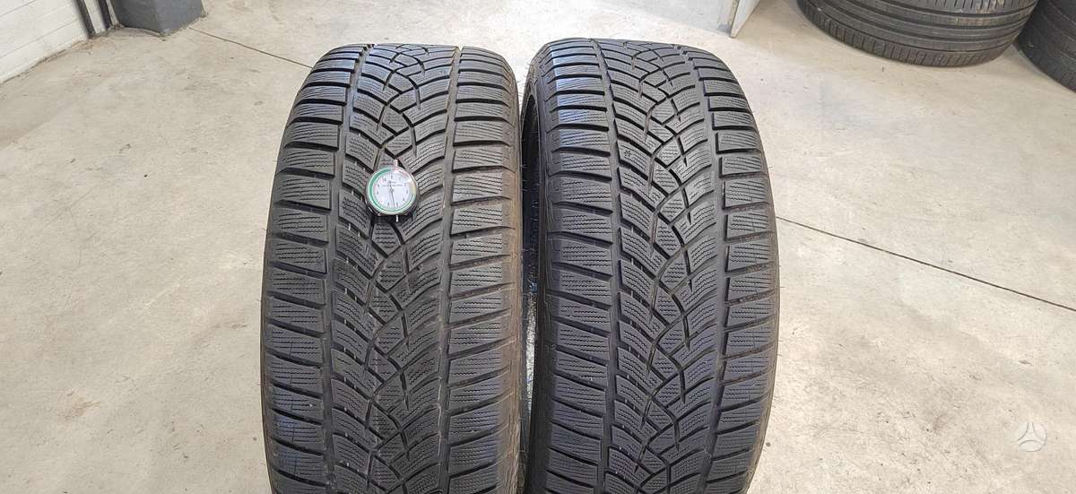 Goodyear Ultra Grip  Performance +, winter 255/45 R20