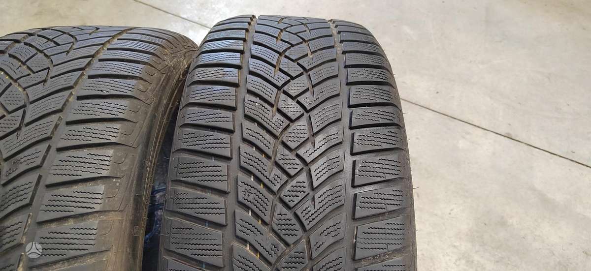 Goodyear Ultra Grip  Performance +, winter 255/45 R20