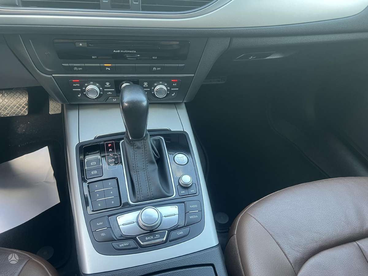 Audi A6, 2.0 l., Седан