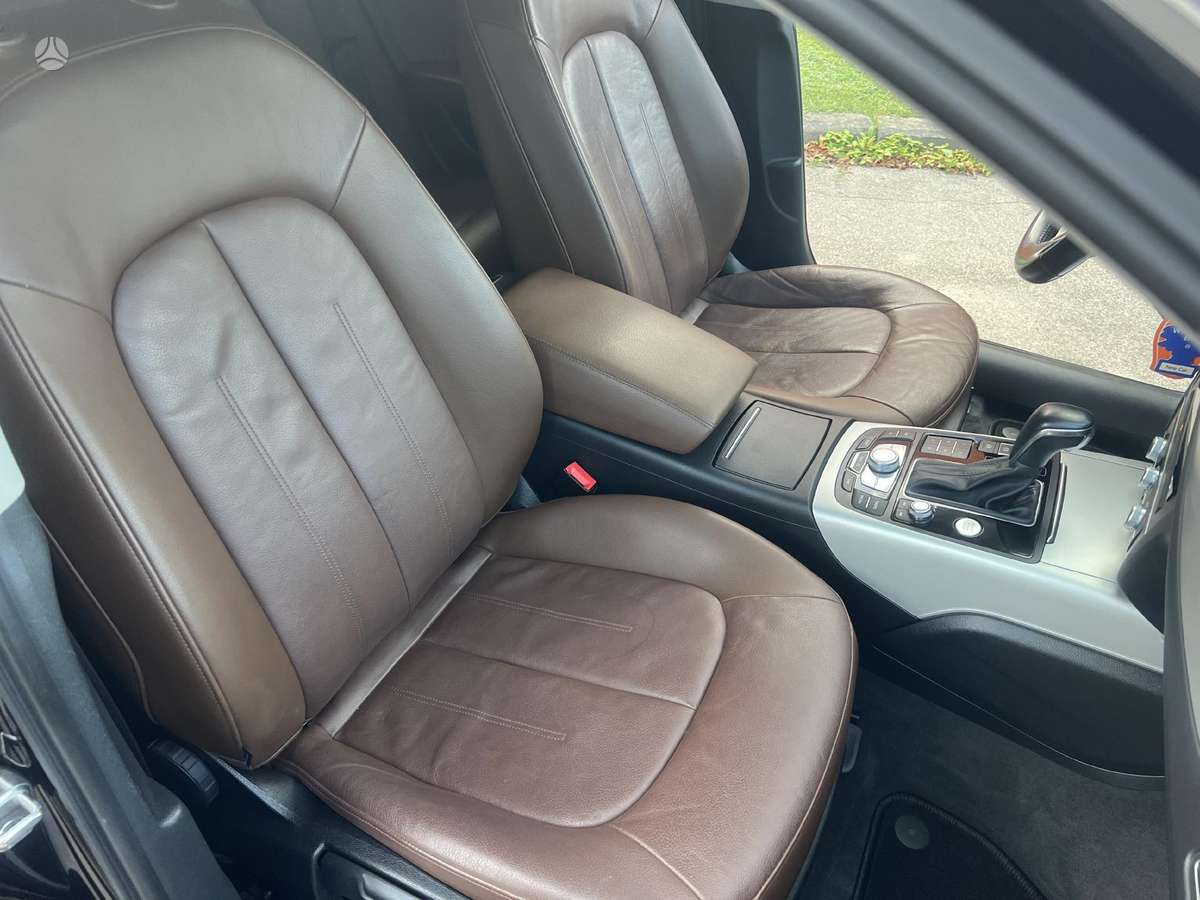 Audi A6, 2.0 l., Седан