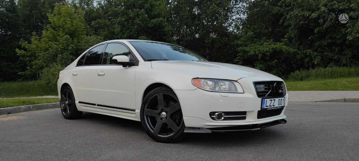 Volvo S80, 4.4 l., Седан