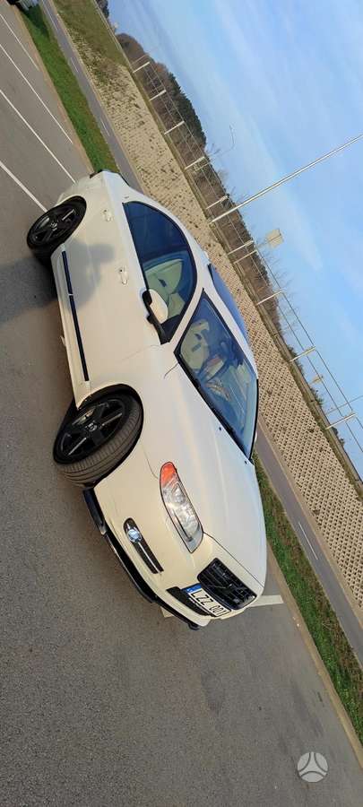 Volvo S80, 4.4 l., Седан