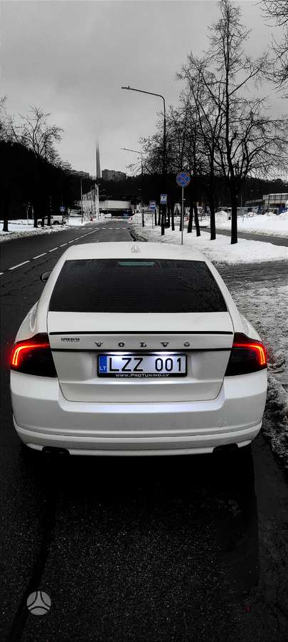 Volvo S80, 4.4 l., Седан