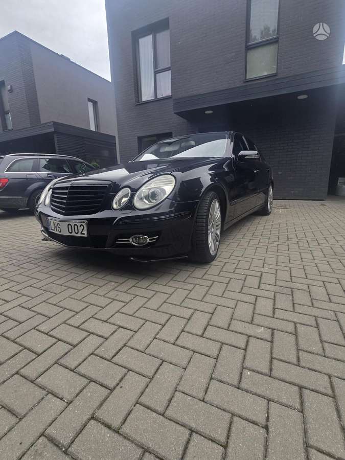 Mercedes-Benz E320, 3.0 l., Седан