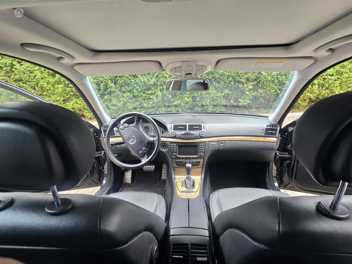 Mercedes-Benz E320, 3.0 l., Седан