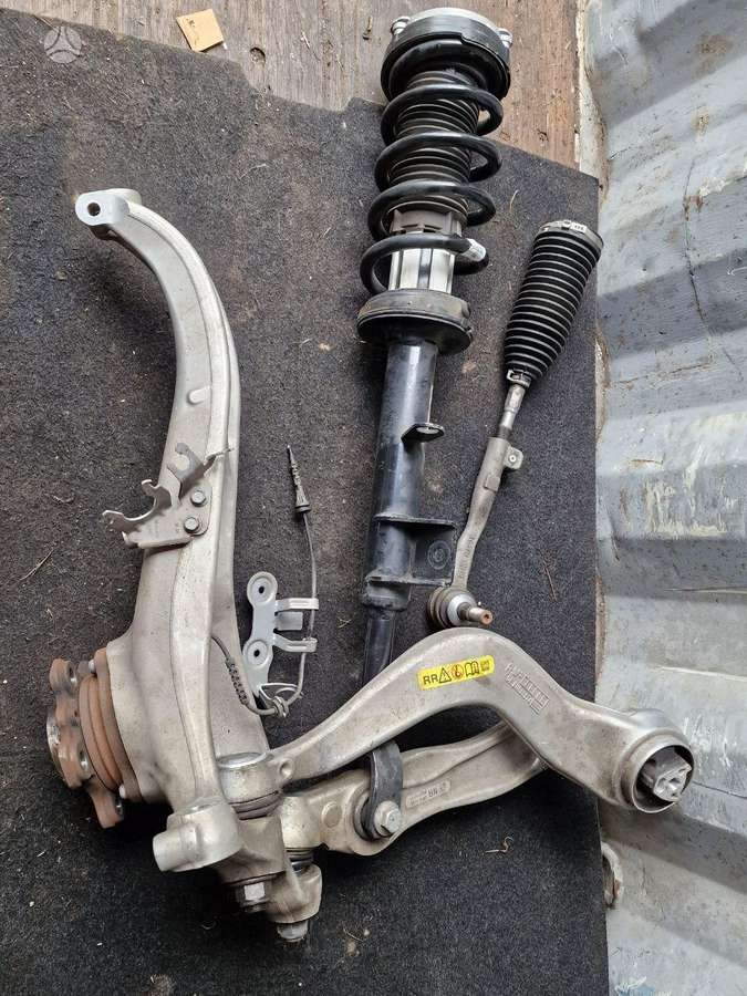 BMW 530 chassis parts