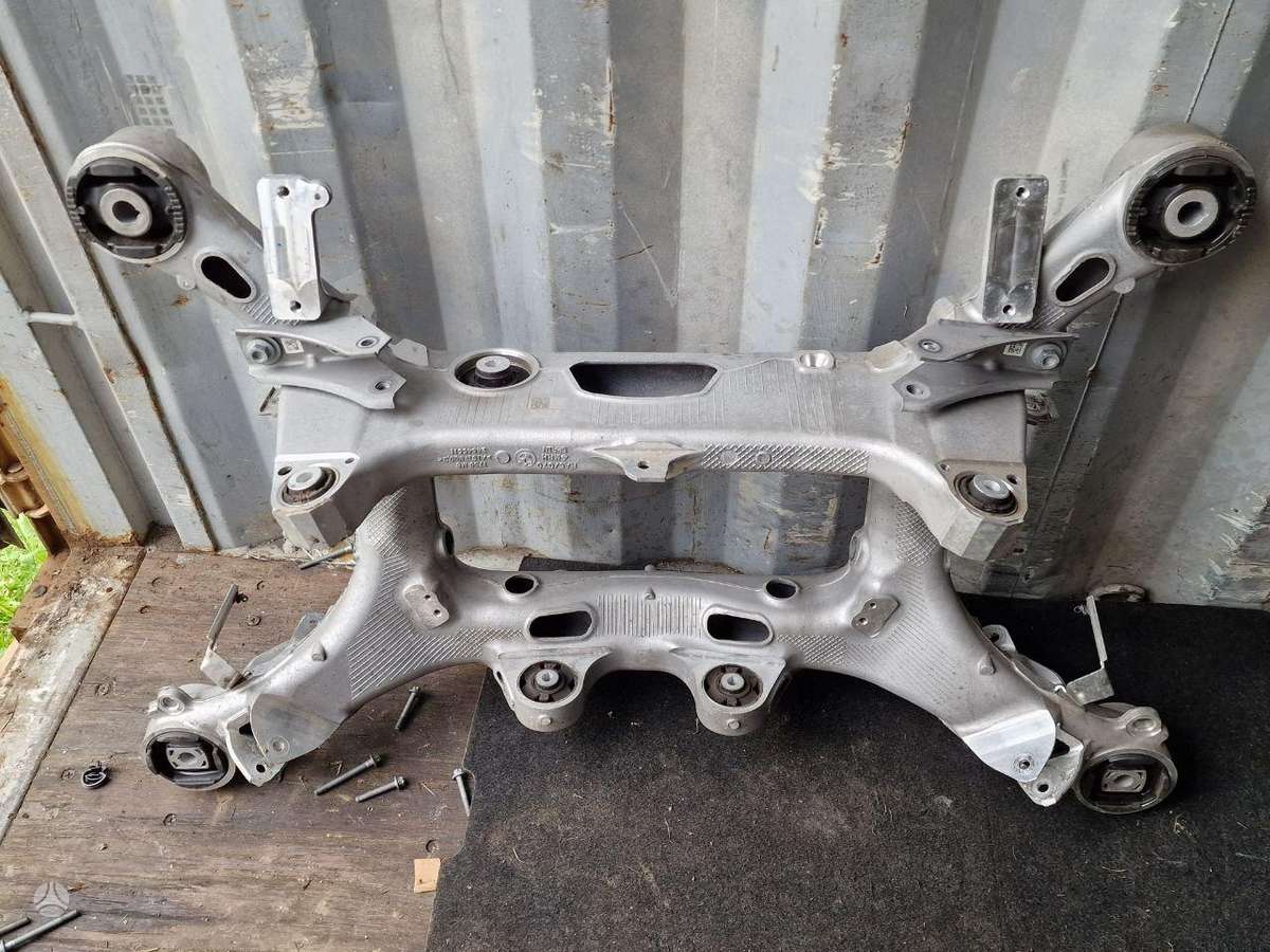 BMW 530 chassis parts