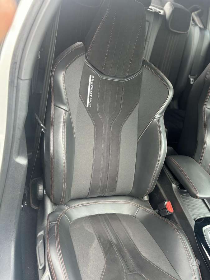 Peugeot 308, 1.6 l., hatchback