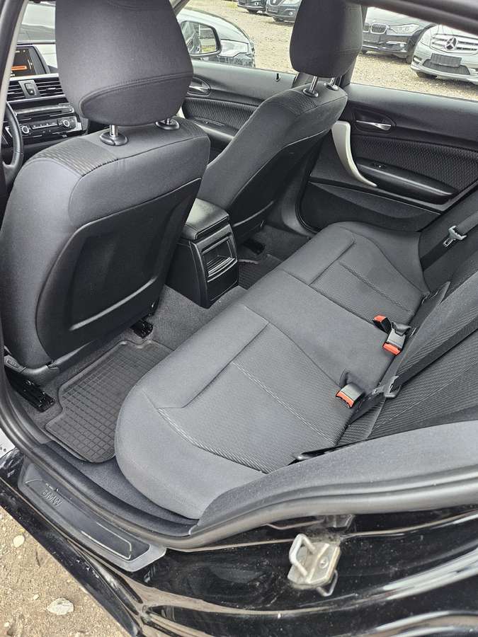 BMW 118, 1.5 l., Хэтчбек