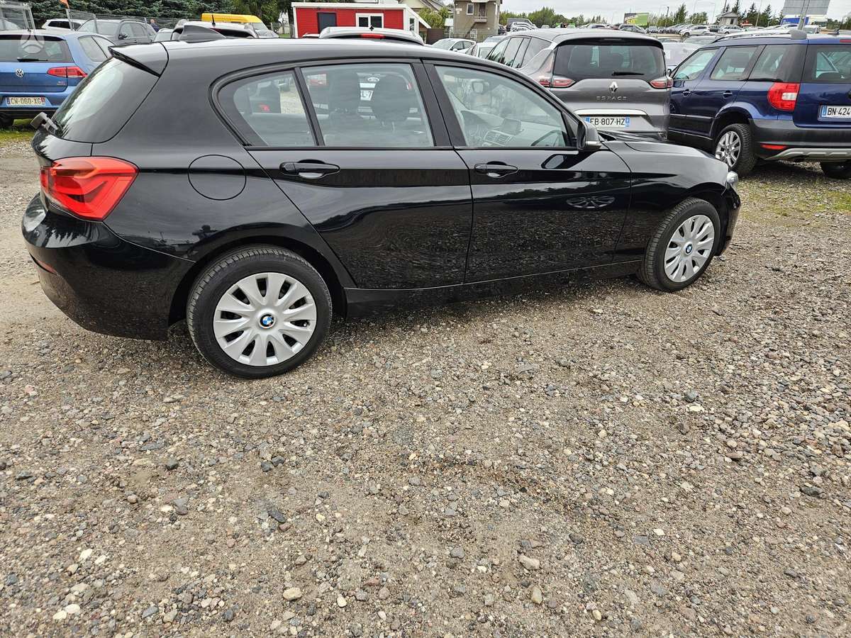 BMW 118, 1.5 l., Хэтчбек