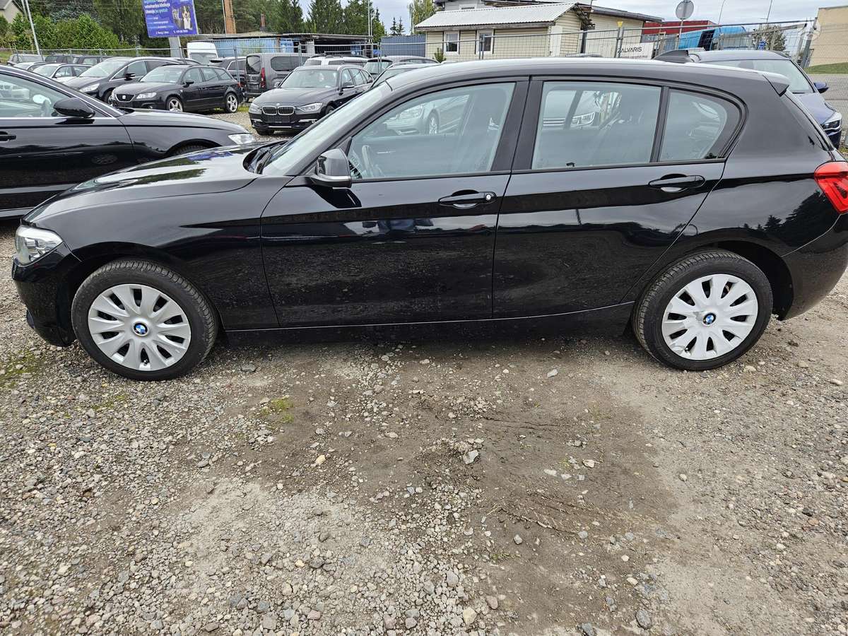 BMW 118, 1.5 l., hatchback